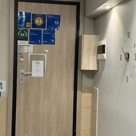 Apartament Jordans 12